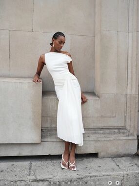 Modern One-Shoulder White Midi Dress